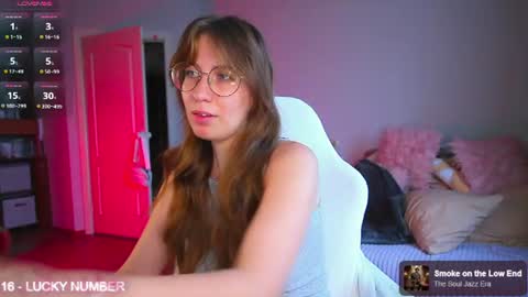 Snapshot of ms_allison chatting on June 19, 7:45 am Allison online show from June 19, 7:45 am