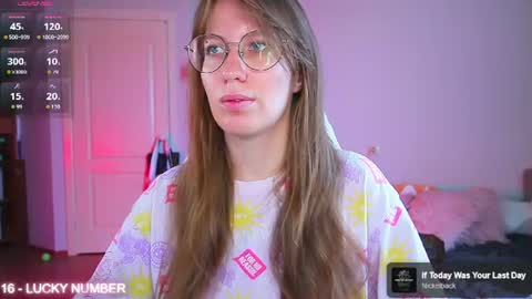 Snapshot of ms_allison chatting on July 13, 7:44 am Allison online show from July 13, 7:44 am