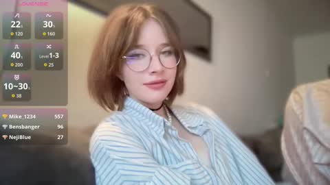 ms_christiana online show from December 1, 2:33 pm