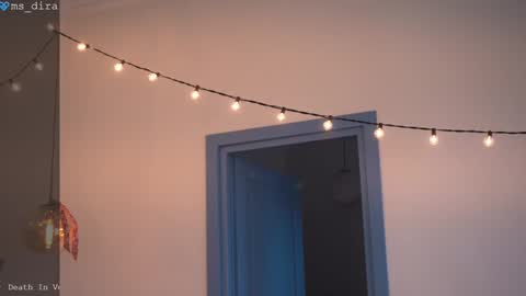 Snapshot of ms_dira chatting on February 3, 11:26 am dira and the riru tribe online show from February 3, 11:26 am