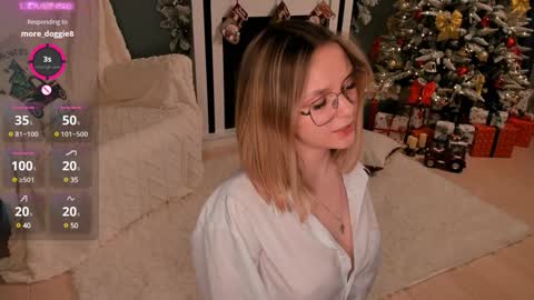 Snapshot of ms_elizabethqueen chatting on December 27, 9:00 pm Elizabeth online show from December 27, 9:00 pm
