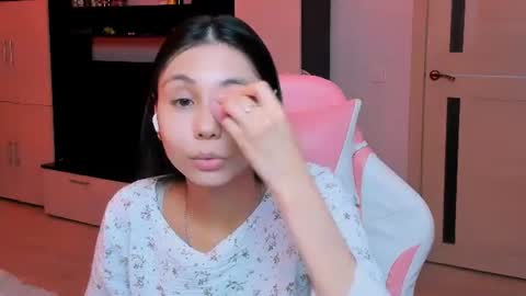 Snapshot of ms_emily_ chatting on July 31, 8:30 pm ms_emily_ online show from July 31, 8:30 pm