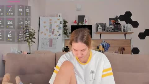 Ms ForYOU online show from October 24, 4:09 am