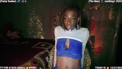 Snapshot of ms_hotnready1 chatting on December 28, 3:15 am DaPussyFairy online show from December 28, 3:15 am