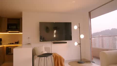 Samantha online show from January 12, 10:15 pm