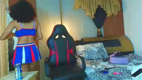 Snapshot of ms_leydi chatting on June 25, 3:17 am ms_leydi online show from June 25, 3:17 am
