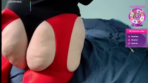 missqueenbbw online show from February 28, 2:12 am