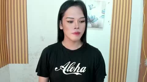 Snapshot of ms_selenaxx chatting on June 17, 12:13 am selena online show from June 17, 12:13 am