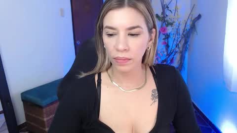 Snapshot of ms_sofiax chatting on November 10, 3:11 pm Sofia online show from November 10, 3:11 pm