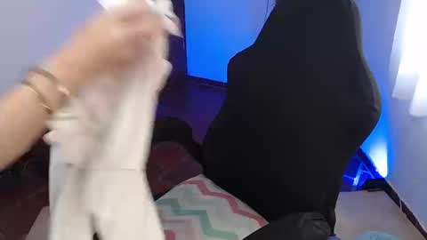 Sofia online show from March 19, 5:39 pm