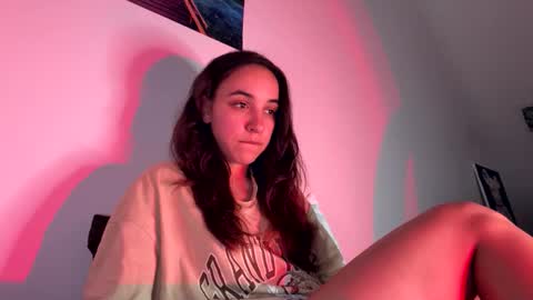Snapshot of ms_sophiee chatting on May 22, 8:25 pm ms_sophiee online show from May 22, 8:25 pm