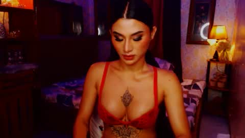 Snapshot of msasianbigcockts chatting on March 5, 1:10 am Thea online show from March 5, 1:10 am