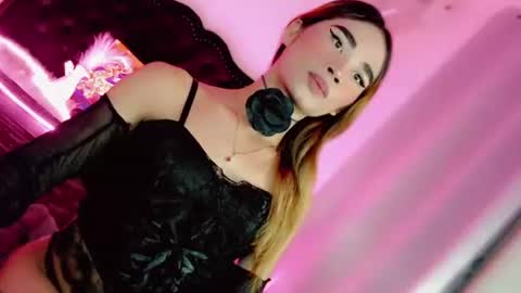 Snapshot of mscherry_ chatting on January 18, 5:39 pm mscherry_ online show from January 18, 5:39 pm