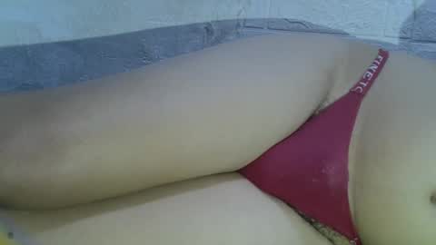 Snapshot of mscumshotter chatting on December 28, 1:08 am mscumshotter online show from December 28, 1:08 am