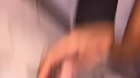 mskitty000 online show from December 5, 4:25 pm