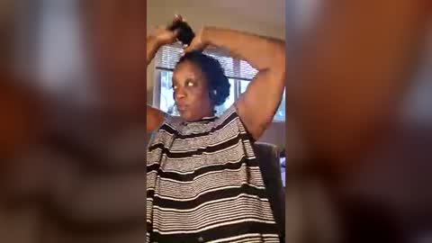 Snapshot of msmechocolate chatting on August 1, 12:32 am msmechocolate online show from August 1, 12:32 am