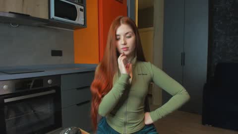 Snapshot of msmexika chatting on January 21, 2:05 pm Lucy online show from January 21, 2:05 pm