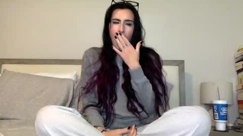 Snapshot of msrubyhayes chatting on July 8, 4:33 pm Ruby online show from July 8, 4:33 pm