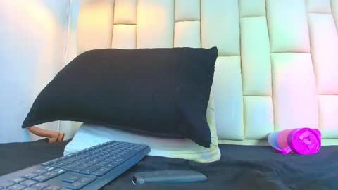 FERNANDA 3 online show from October 8, 3:04 am