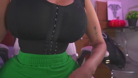 Manuela  online show from January 21, 3:04 am