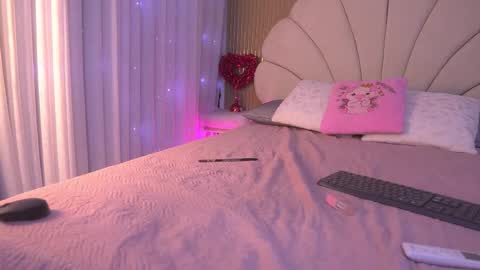 Manuela  online show from February 21, 3:07 am