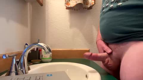 Snapshot of mtb1022222 chatting on November 4, 7:57 pm mtb1022222 online show from November 4, 7:57 pm