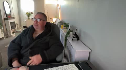 mtb1697 online show from October 24, 9:06 am