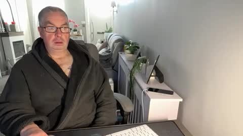 mtb1697 online show from January 6, 10:52 am