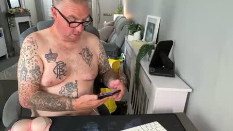 Snapshot of mtb1697 chatting on July 10, 9:01 am mtb1697 online show from July 10, 9:01 am