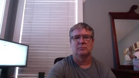 Snapshot of mtbrdr76 chatting on April 27, 9:46 pm Fun time Daddy online show from April 27, 9:46 pm