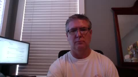 Snapshot of mtbrdr76 chatting on May 15, 9:44 pm Fun time Daddy online show from May 15, 9:44 pm