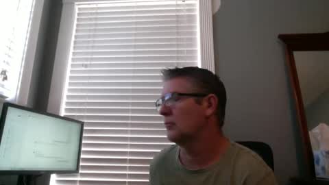 Snapshot of mtbrdr76 chatting on June 1, 5:58 pm Fun time Daddy online show from June 1, 5:58 pm