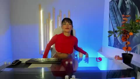 Snapshot of muaan_ chatting on April 24, 2:41 pm muaan online show from April 24, 2:41 pm