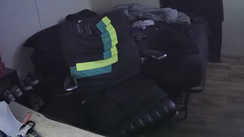 Muffdiver online show from February 28, 11:00 am