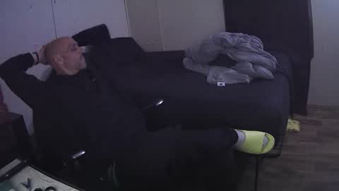 Muffdiver online show from March 28, 2:33 am