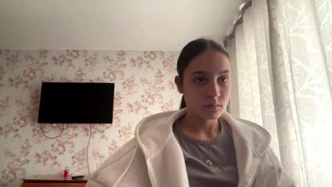 Tia online show from April 15, 6:20 am