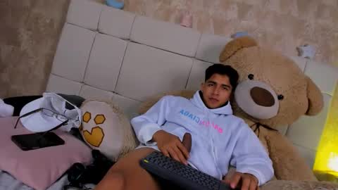 Snapshot of muichiro_tokito1 chatting on December 23, 11:25 am muichiro tokito1 online show from December 23, 11:25 am