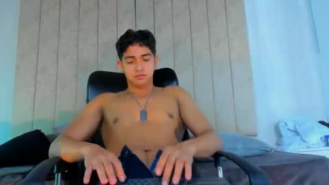 muichiro tokito1 online show from January 19, 8:50 am