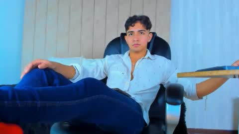 Snapshot of muichiro_tokito1 chatting on February 27, 4:09 am muichiro tokito1 online show from February 27, 4:09 am