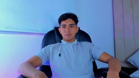 Snapshot of muichiro_tokito1 chatting on March 3, 2:36 am muichiro tokito1 online show from March 3, 2:36 am