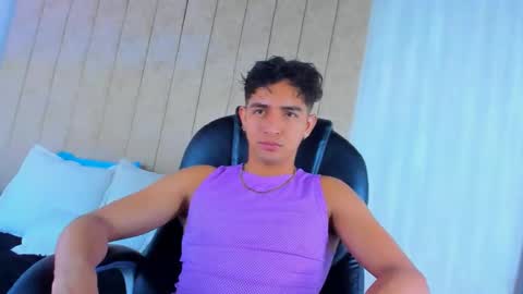 Snapshot of muichiro_tokito1 chatting on March 5, 3:29 am muichiro tokito1 online show from March 5, 3:29 am