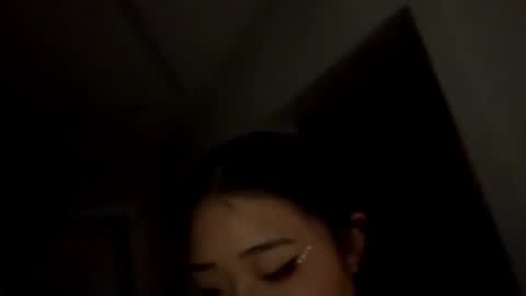 Mia online show from February 20, 11:00 am