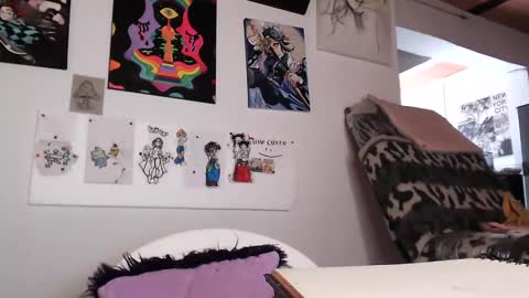 JESSICA online show from January 4, 4:00 pm