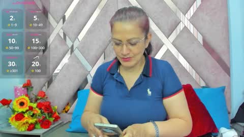 Snapshot of mulan_sexy01 chatting on October 8, 7:55 pm Mulan online show from October 8, 7:55 pm