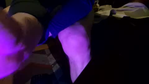 Snapshot of mulisiwy chatting on February 1, 2:10 am siwy online show from February 1, 2:10 am