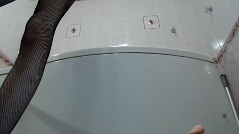 Snapshot of mullty chatting on January 10, 1:53 am Mullty online show from January 10, 1:53 am