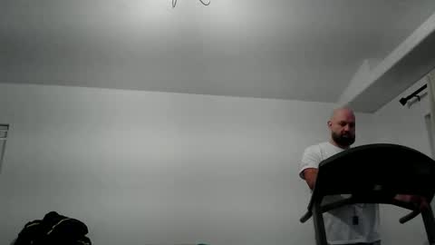 Snapshot of munchies420 chatting on February 26, 12:04 pm Bearded online show from February 26, 12:04 pm