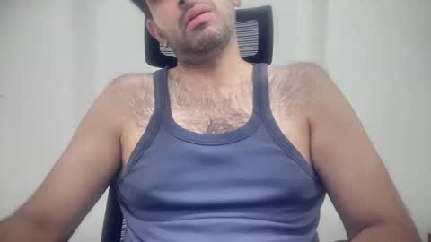 munnabobby2008 online show from November 9, 4:49 pm