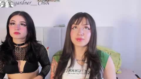 kimi- independent model online show from September 28, 9:20 pm