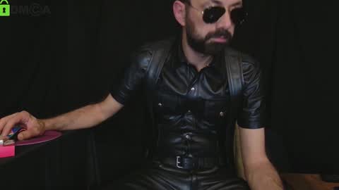 Snapshot of muratturkei chatting on October 18, 8:53 pm MasterBros online show from October 18, 8:53 pm